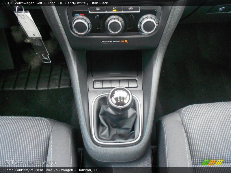 Candy White / Titan Black 2010 Volkswagen Golf 2 Door TDI