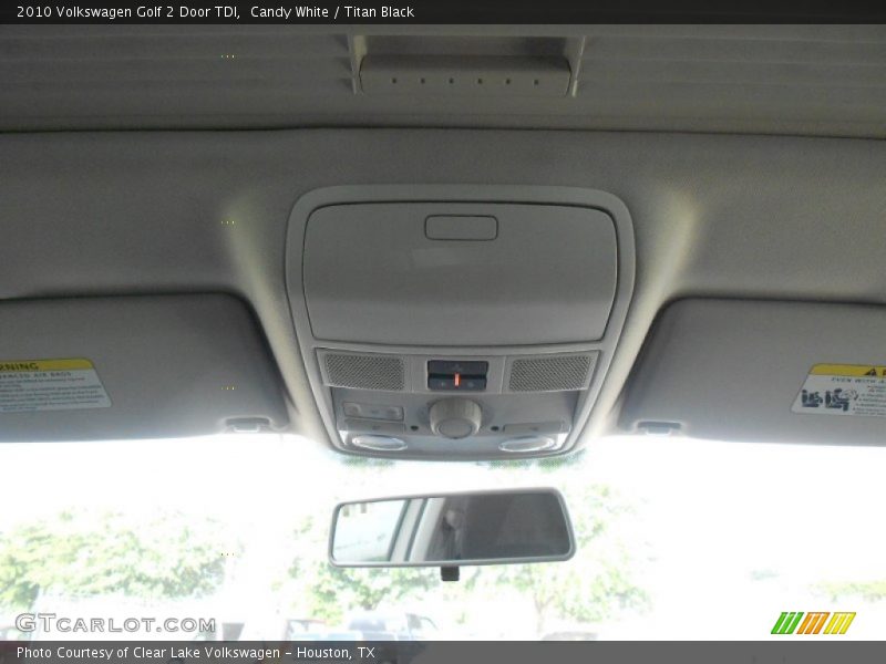 Candy White / Titan Black 2010 Volkswagen Golf 2 Door TDI