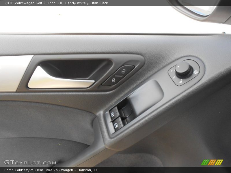 Candy White / Titan Black 2010 Volkswagen Golf 2 Door TDI