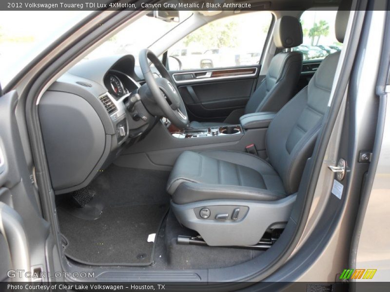 Canyon Gray Metallic / Black Anthracite 2012 Volkswagen Touareg TDI Lux 4XMotion