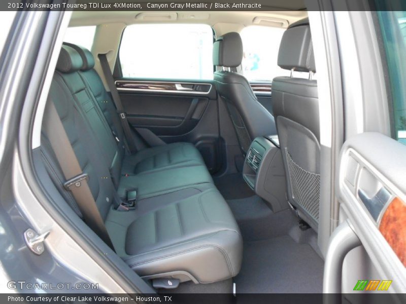 Canyon Gray Metallic / Black Anthracite 2012 Volkswagen Touareg TDI Lux 4XMotion