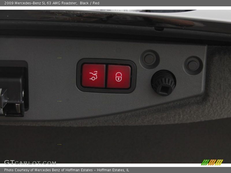 Controls of 2009 SL 63 AMG Roadster