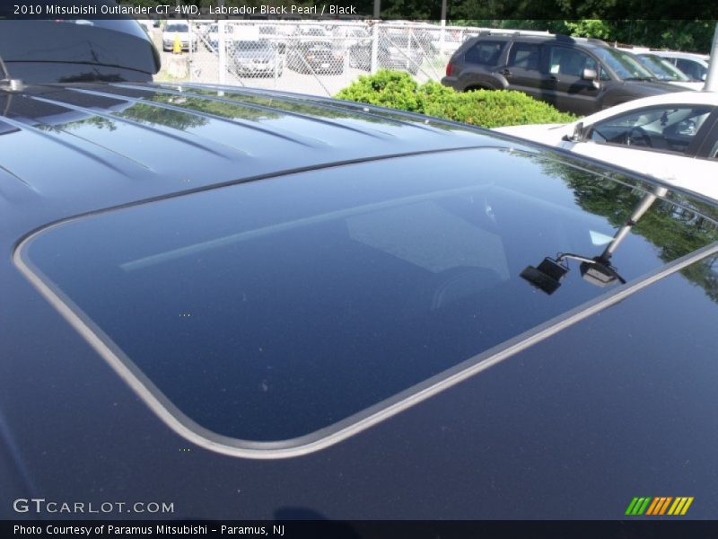 Labrador Black Pearl / Black 2010 Mitsubishi Outlander GT 4WD