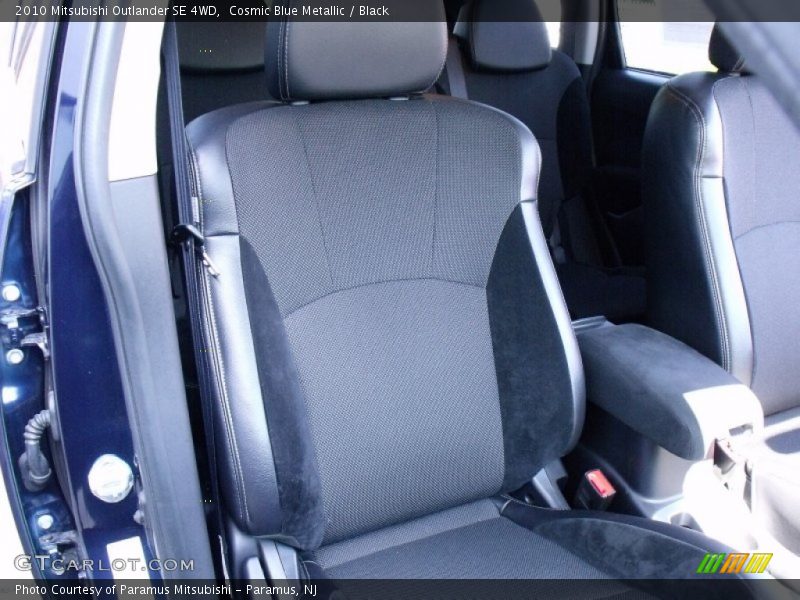 Cosmic Blue Metallic / Black 2010 Mitsubishi Outlander SE 4WD