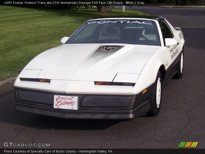 Front 3/4 View of 1983 Firebird Trans Am 25th Anniversary Daytona 500 Pace Car Coupe