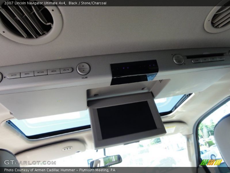 Black / Stone/Charcoal 2007 Lincoln Navigator Ultimate 4x4