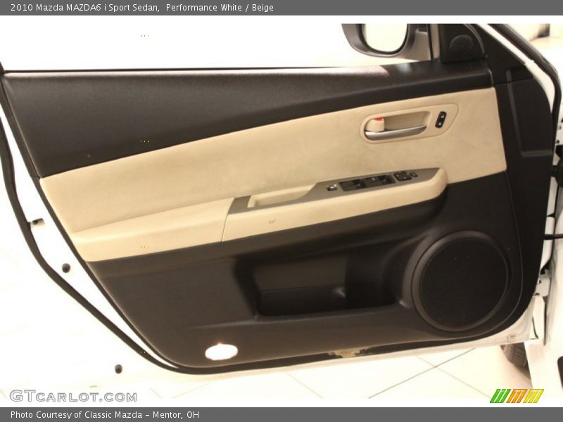 Performance White / Beige 2010 Mazda MAZDA6 i Sport Sedan