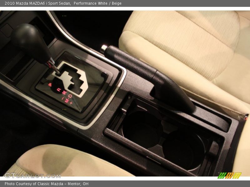 Performance White / Beige 2010 Mazda MAZDA6 i Sport Sedan