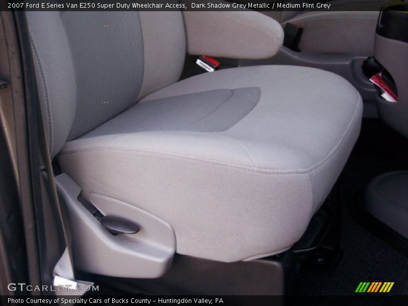 Dark Shadow Grey Metallic / Medium Flint Grey 2007 Ford E Series Van E250 Super Duty Wheelchair Access