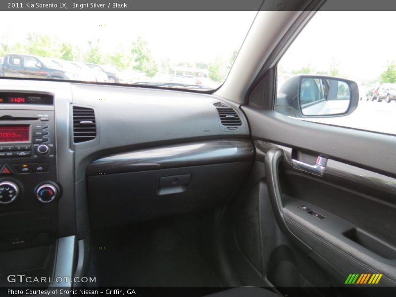 Bright Silver / Black 2011 Kia Sorento LX