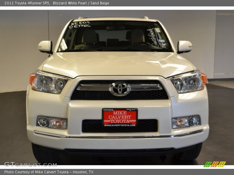 Blizzard White Pearl / Sand Beige 2011 Toyota 4Runner SR5