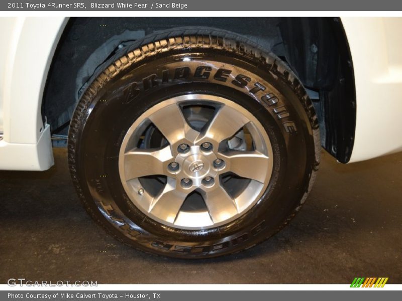 Blizzard White Pearl / Sand Beige 2011 Toyota 4Runner SR5