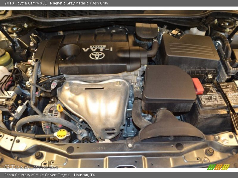 Magnetic Gray Metallic / Ash Gray 2010 Toyota Camry XLE