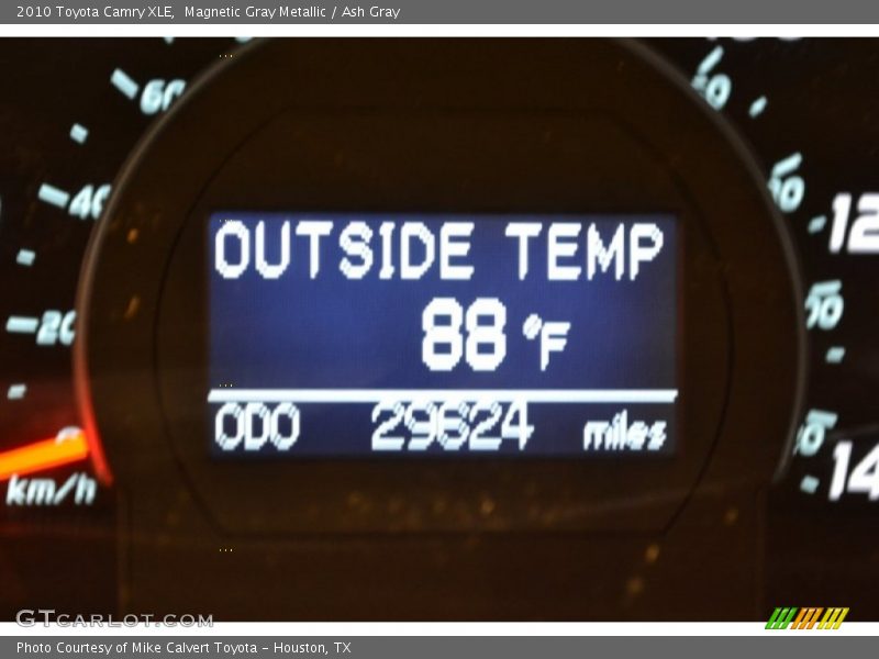 Magnetic Gray Metallic / Ash Gray 2010 Toyota Camry XLE