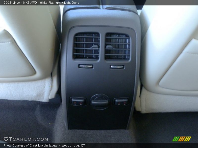 White Platinum / Light Dune 2013 Lincoln MKS AWD