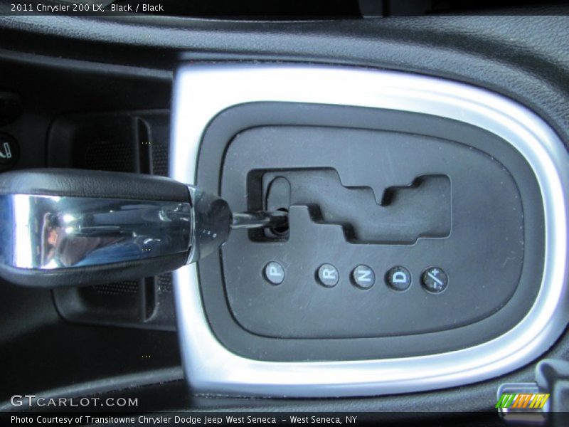 Black / Black 2011 Chrysler 200 LX