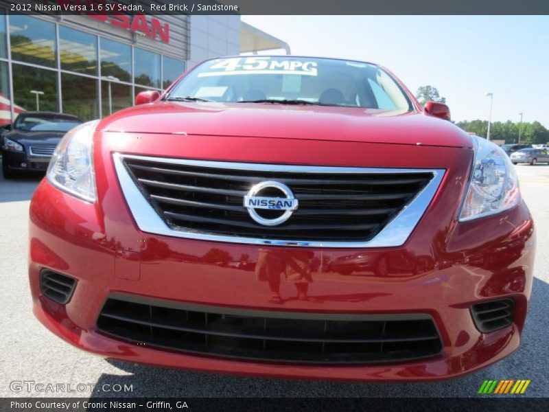 Red Brick / Sandstone 2012 Nissan Versa 1.6 SV Sedan