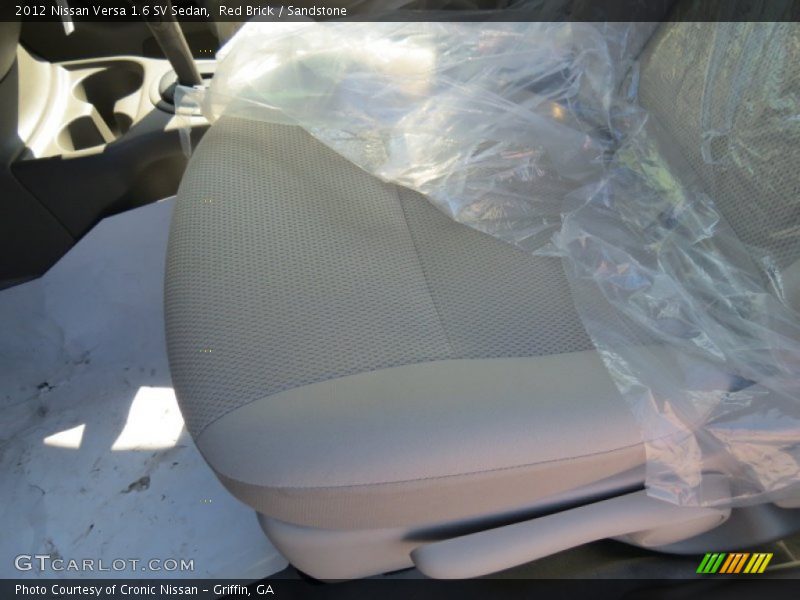 Red Brick / Sandstone 2012 Nissan Versa 1.6 SV Sedan