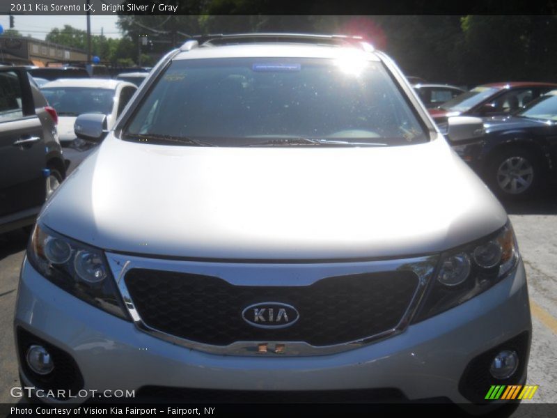 Bright Silver / Gray 2011 Kia Sorento LX