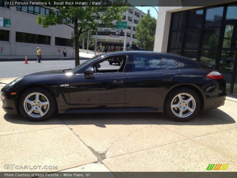 Basalt Black Metallic / Black 2011 Porsche Panamera 4