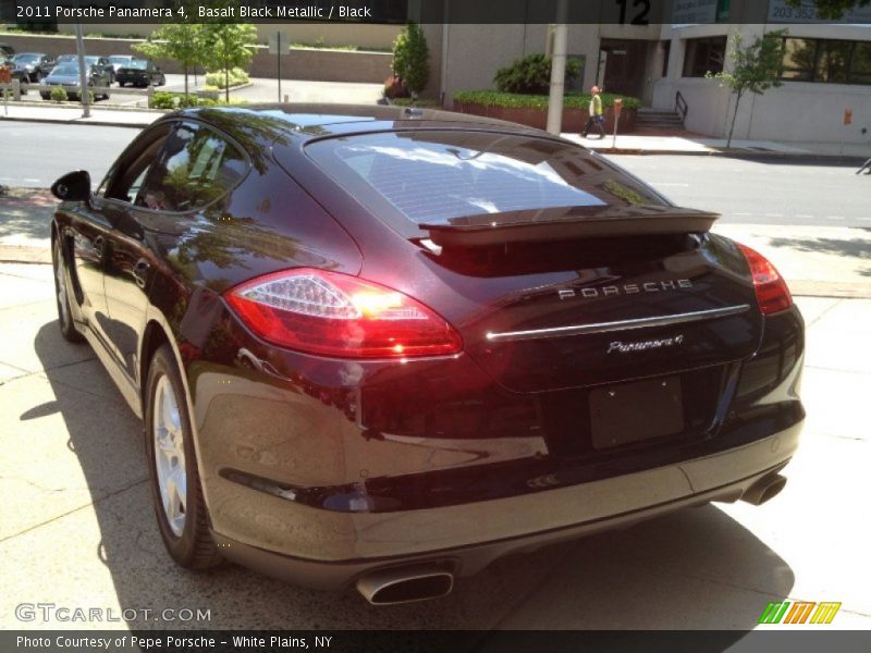 Basalt Black Metallic / Black 2011 Porsche Panamera 4