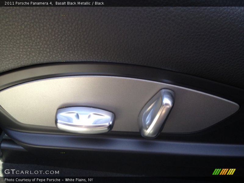 Basalt Black Metallic / Black 2011 Porsche Panamera 4
