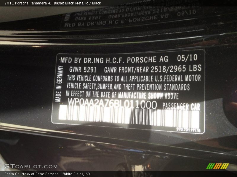 Basalt Black Metallic / Black 2011 Porsche Panamera 4
