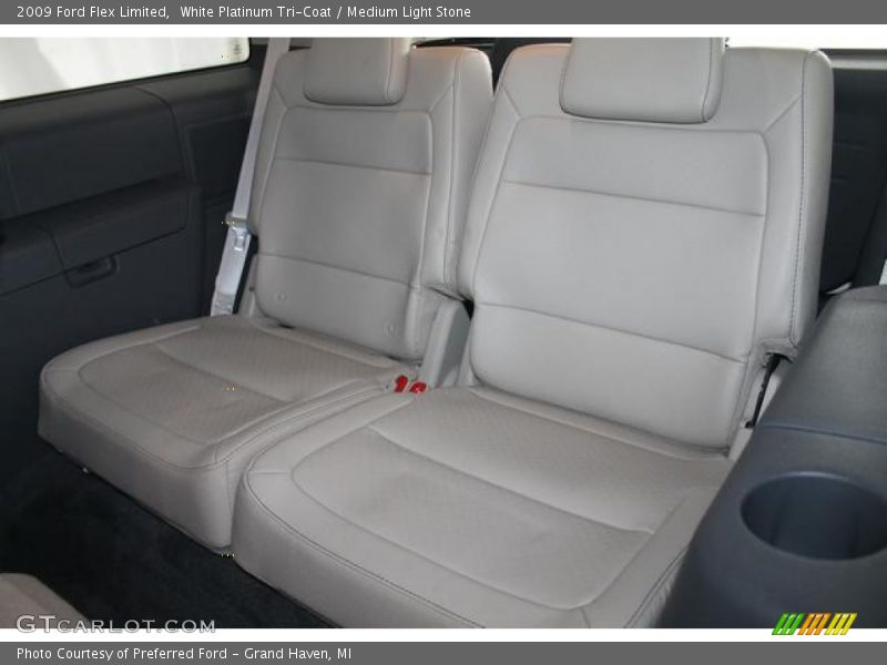 White Platinum Tri-Coat / Medium Light Stone 2009 Ford Flex Limited