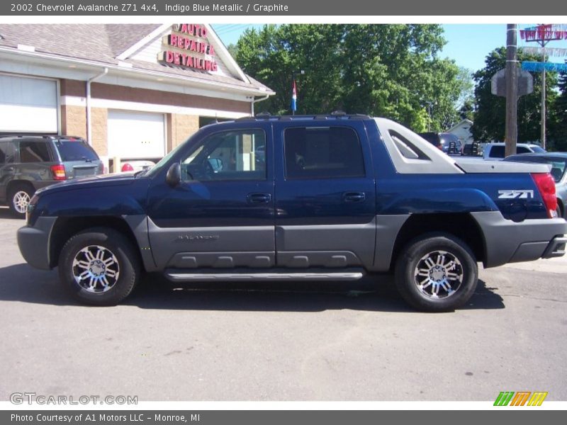 Indigo Blue Metallic / Graphite 2002 Chevrolet Avalanche Z71 4x4