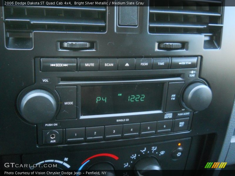 Bright Silver Metallic / Medium Slate Gray 2006 Dodge Dakota ST Quad Cab 4x4