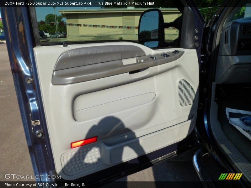 True Blue Metallic / Medium Flint 2004 Ford F350 Super Duty XLT SuperCab 4x4