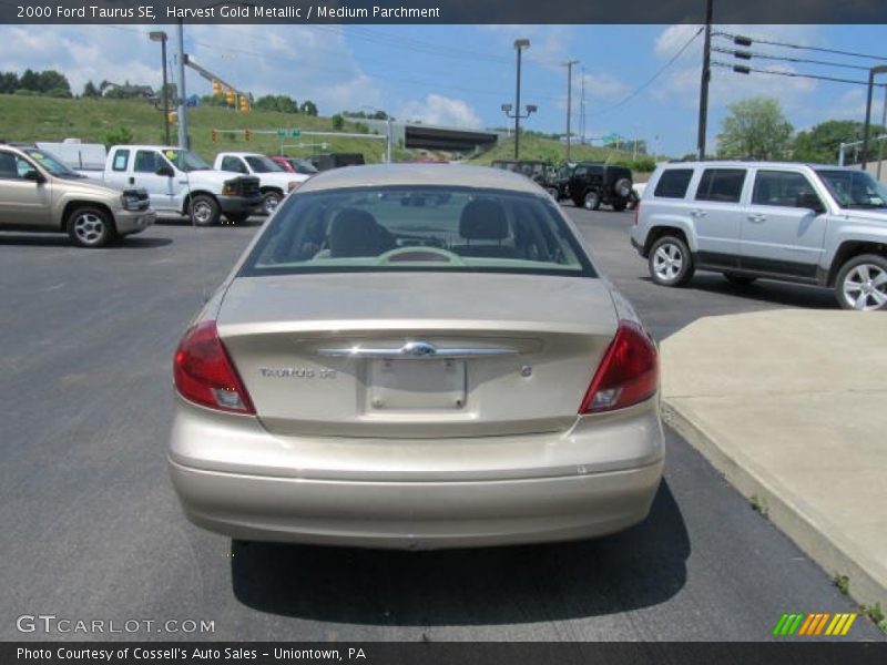 Harvest Gold Metallic / Medium Parchment 2000 Ford Taurus SE