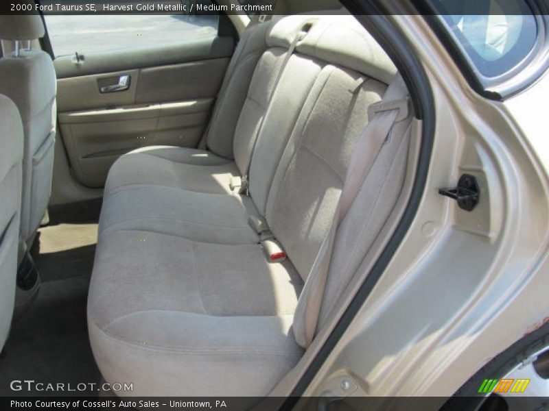 Harvest Gold Metallic / Medium Parchment 2000 Ford Taurus SE
