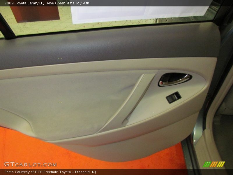 Aloe Green Metallic / Ash 2009 Toyota Camry LE