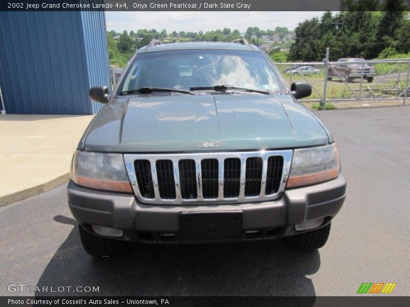 Onyx Green Pearlcoat / Dark Slate Gray 2002 Jeep Grand Cherokee Laredo 4x4