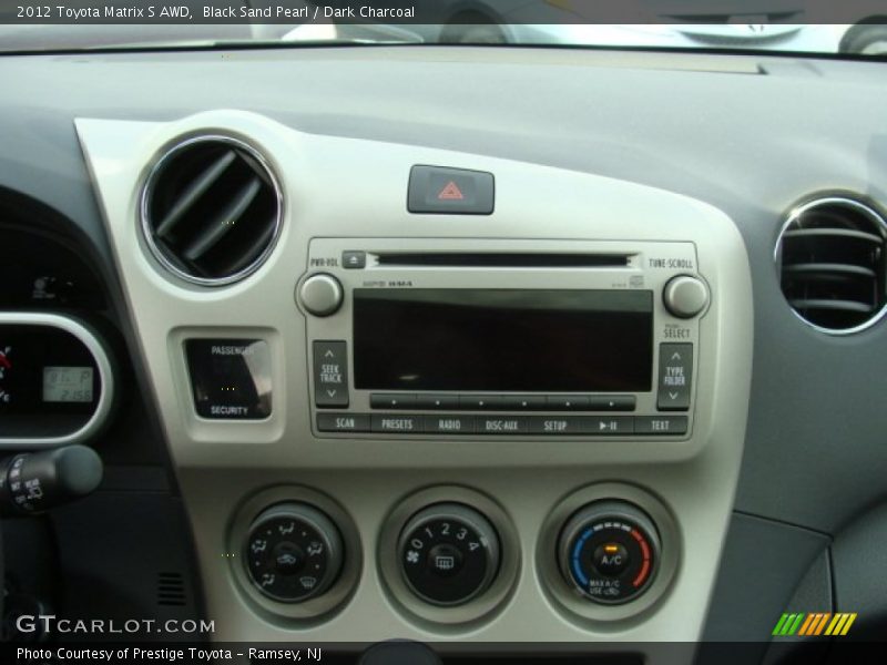 Audio System of 2012 Matrix S AWD