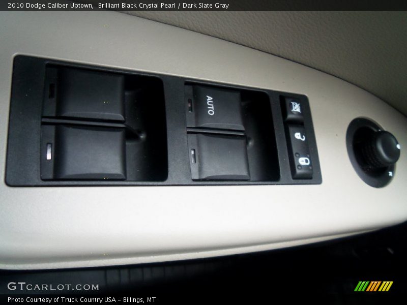 Brilliant Black Crystal Pearl / Dark Slate Gray 2010 Dodge Caliber Uptown