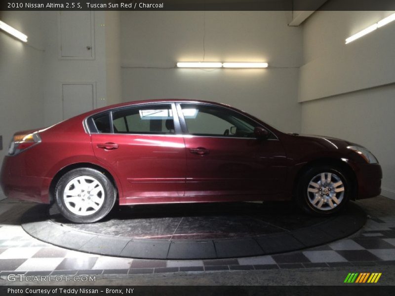 Tuscan Sun Red / Charcoal 2010 Nissan Altima 2.5 S