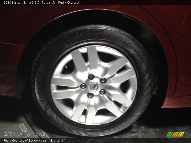 Tuscan Sun Red / Charcoal 2010 Nissan Altima 2.5 S