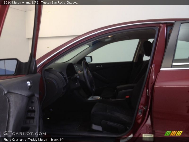 Tuscan Sun Red / Charcoal 2010 Nissan Altima 2.5 S