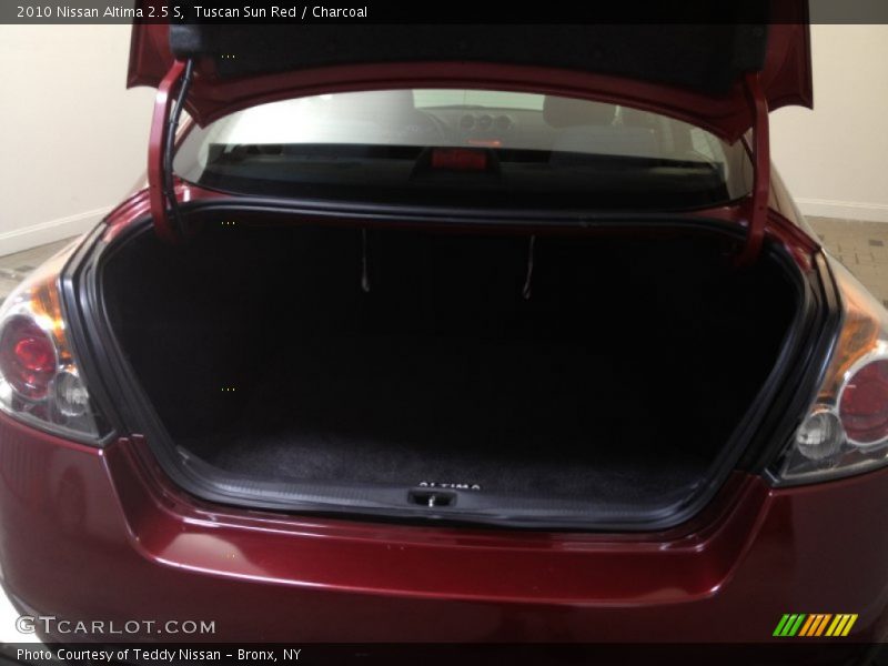 Tuscan Sun Red / Charcoal 2010 Nissan Altima 2.5 S