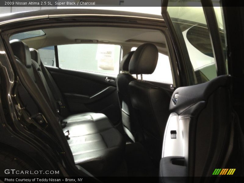 Super Black / Charcoal 2009 Nissan Altima 2.5 SL
