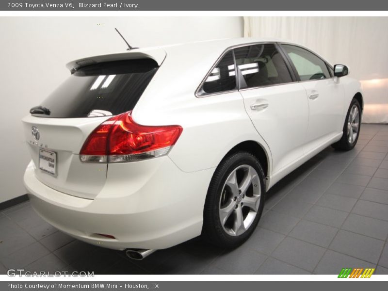 Blizzard Pearl / Ivory 2009 Toyota Venza V6