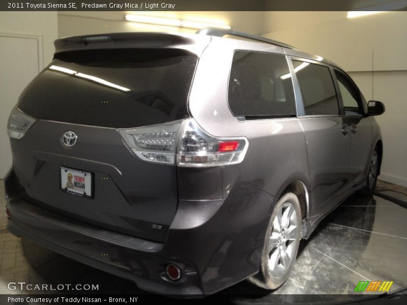 Predawn Gray Mica / Light Gray 2011 Toyota Sienna SE