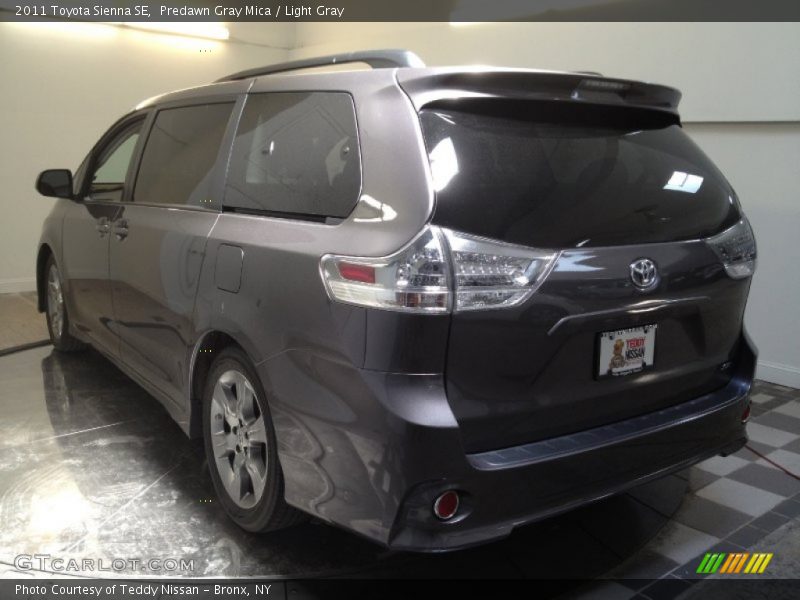 Predawn Gray Mica / Light Gray 2011 Toyota Sienna SE
