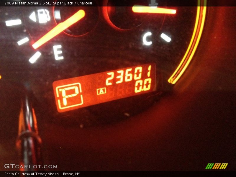 Super Black / Charcoal 2009 Nissan Altima 2.5 SL