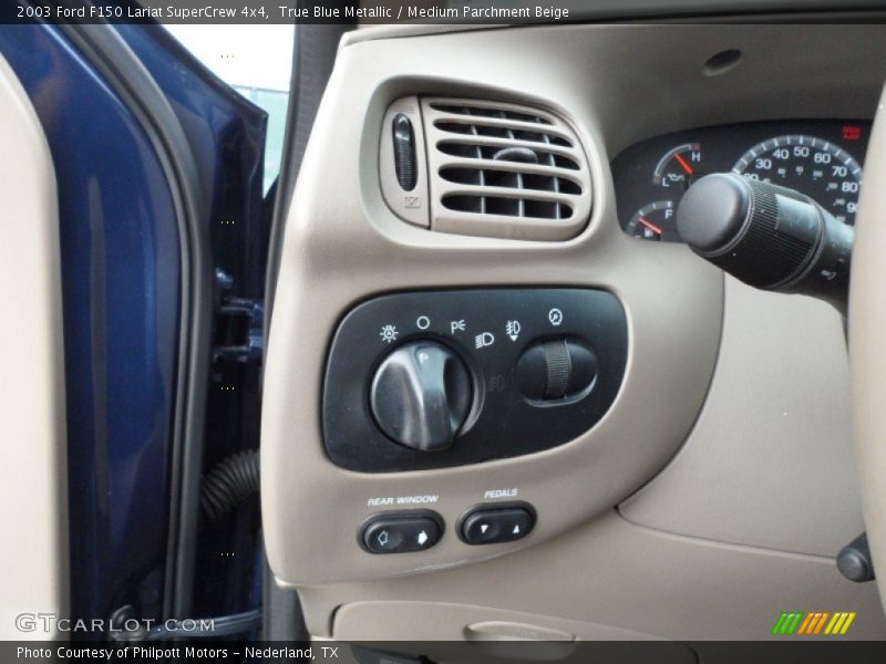 True Blue Metallic / Medium Parchment Beige 2003 Ford F150 Lariat SuperCrew 4x4