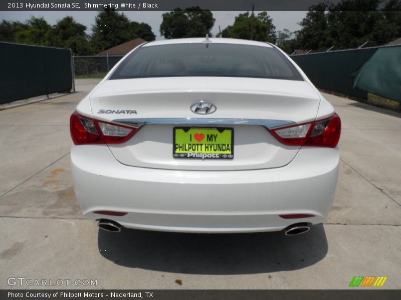 Shimmering White / Black 2013 Hyundai Sonata SE