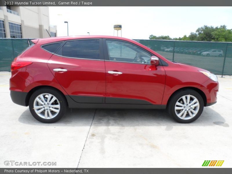 Garnet Red / Taupe 2012 Hyundai Tucson Limited