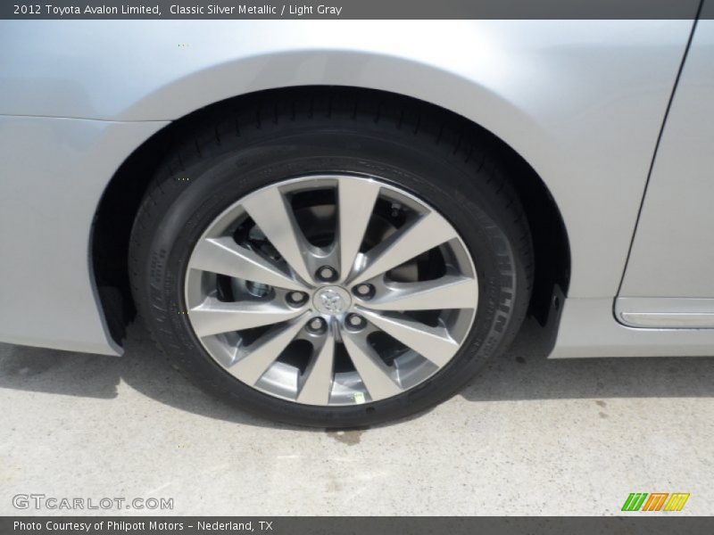 Classic Silver Metallic / Light Gray 2012 Toyota Avalon Limited